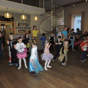 maskarni-karneval-borova-2019-004.JPG